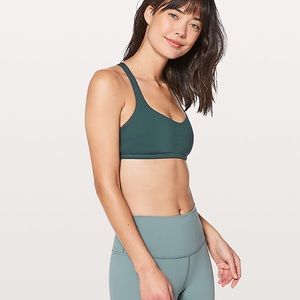 Lululemon Free To Be Bra Wild